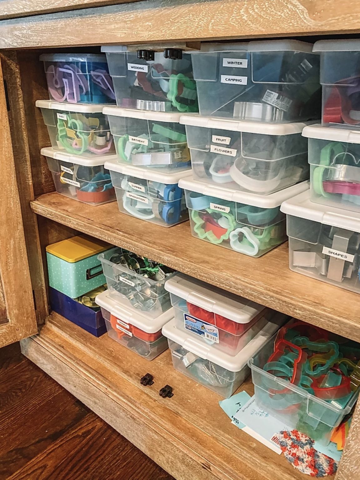 Organizing Your Cookie Cutters Summer's Sweet Shoppe