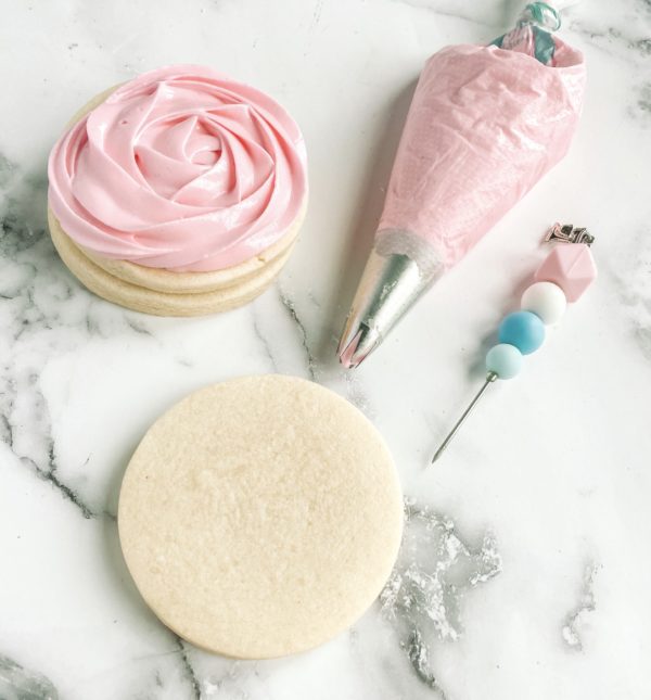 How to make easy rose cookies Summer's Sweet Shoppe