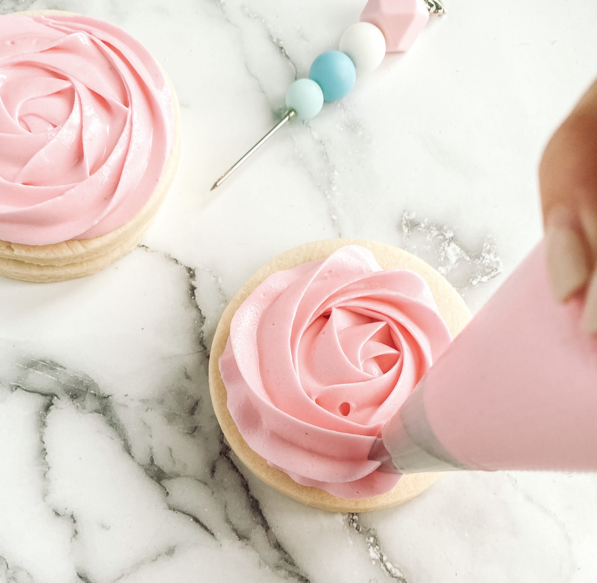 How to make easy rose cookies Summer's Sweet Shoppe