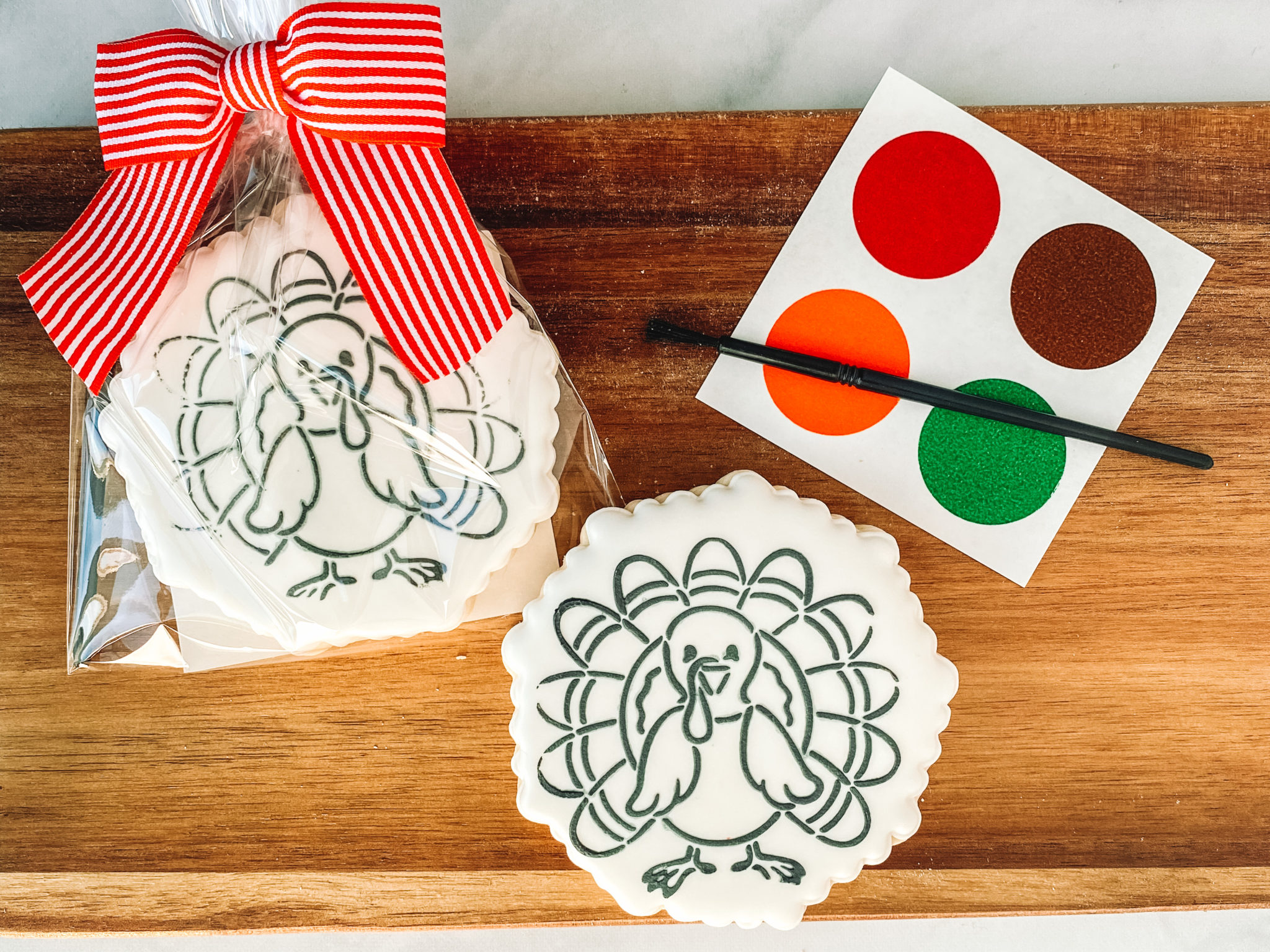 How to make a Paint Your Own Cookie Perfect for kids Summer's Sweet